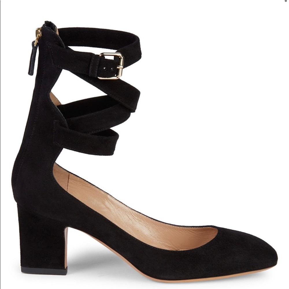 🖤Valentino Garavani ankle strap pumps $795